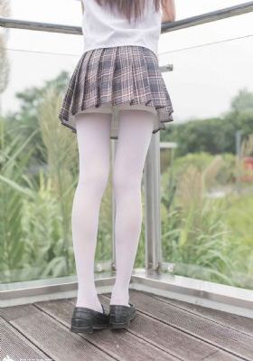 和搜子居同hd高清看_BD英语电影在线看
